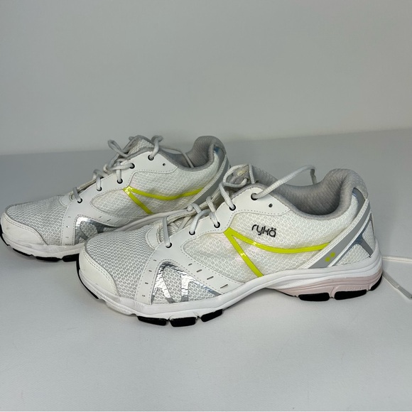 Ryka White Vida RZX White Trainer Shoe Sneakers Women’s Size 9.5 - Picture 2 of 13